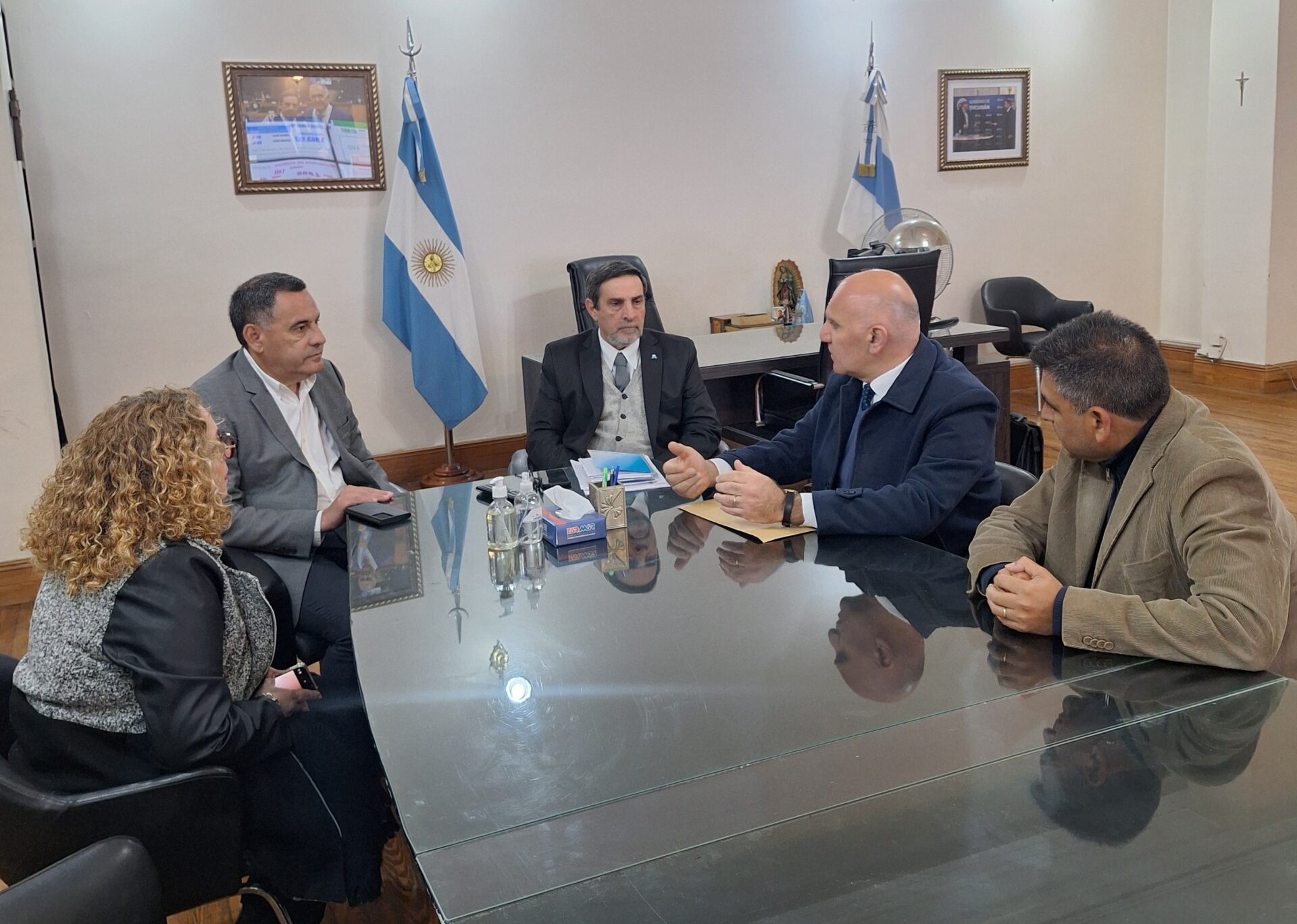 Lee más sobre el artículo Reunión con el Ministro de Gobierno y Justicia en Casa de Gobierno de Tucumán